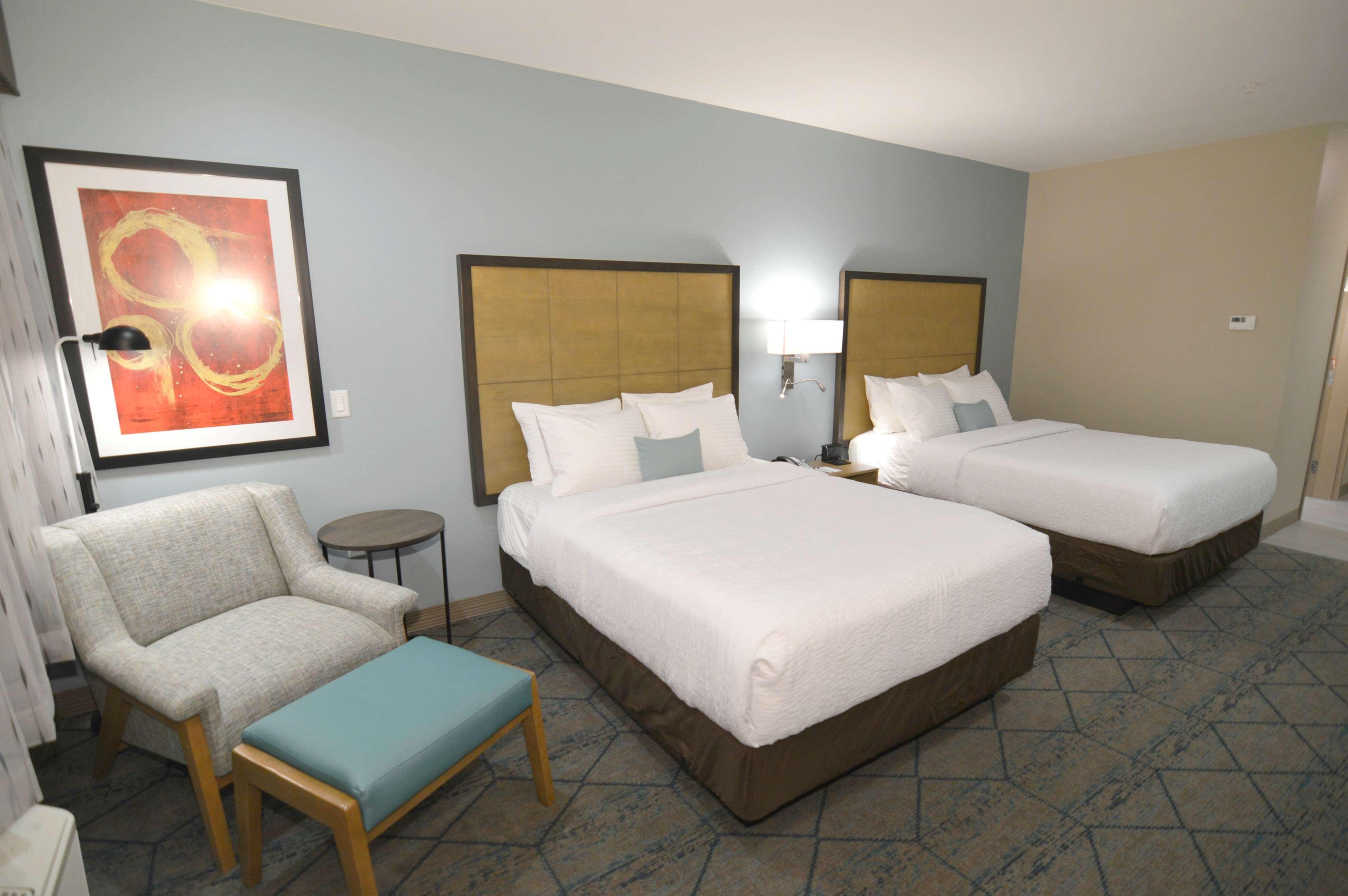 Best Western Plus Pleasanton Hotel Buitenkant foto