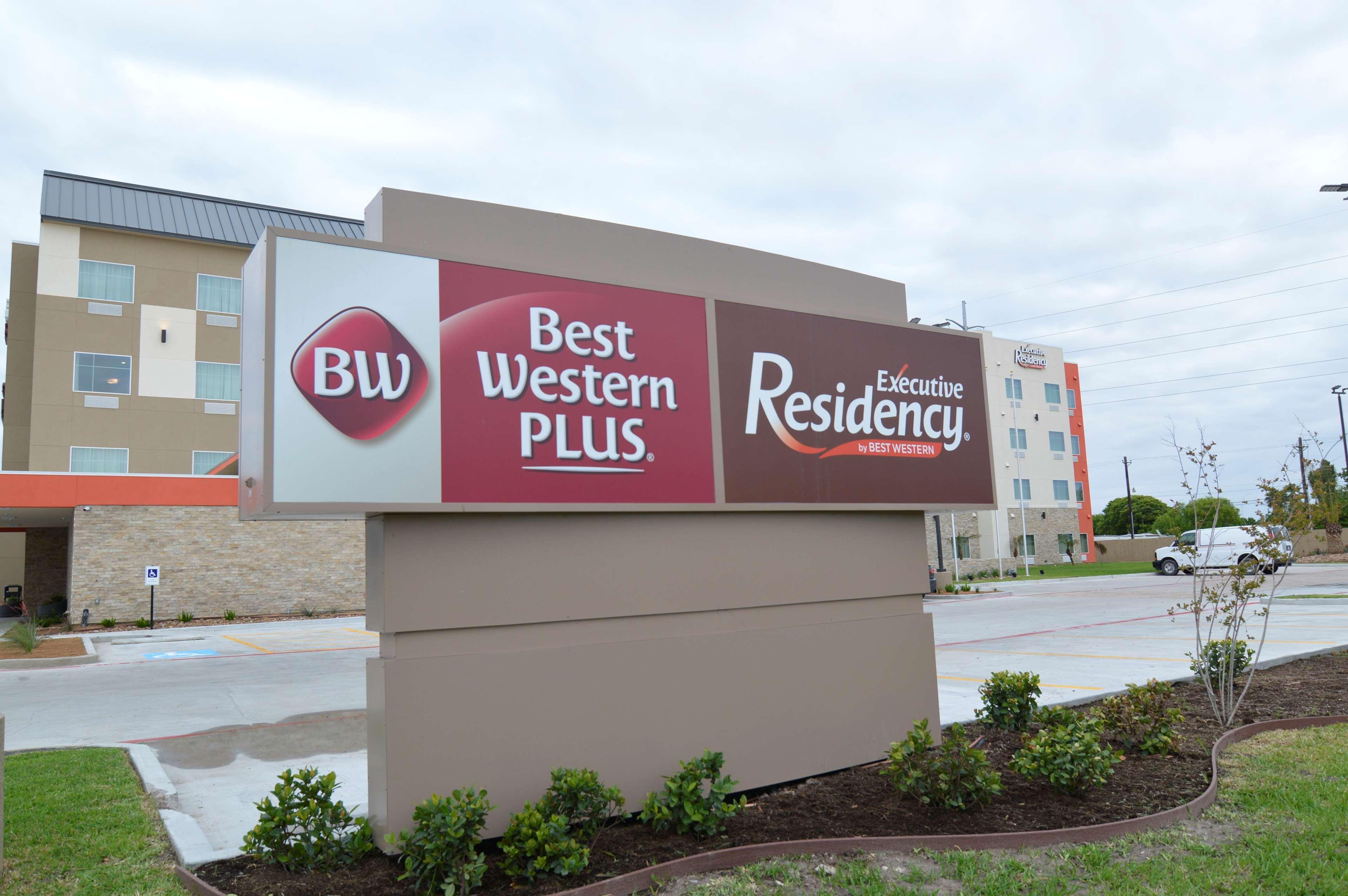 Best Western Plus Pleasanton Hotel Buitenkant foto