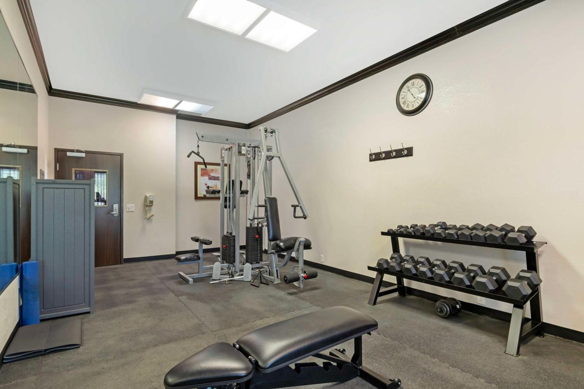Best Western Plus Pleasanton Hotel Buitenkant foto